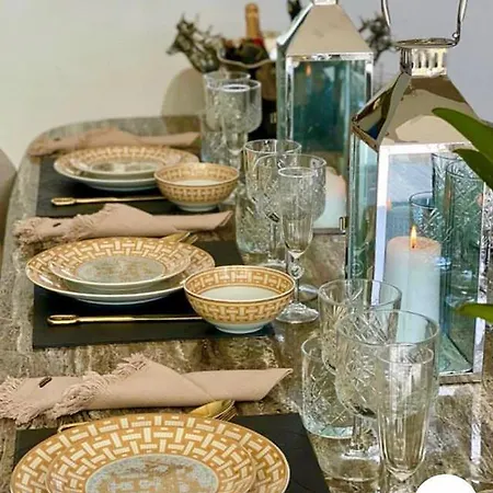 Ξενοδοχείο 5 Bedroom In 5 Star In *
